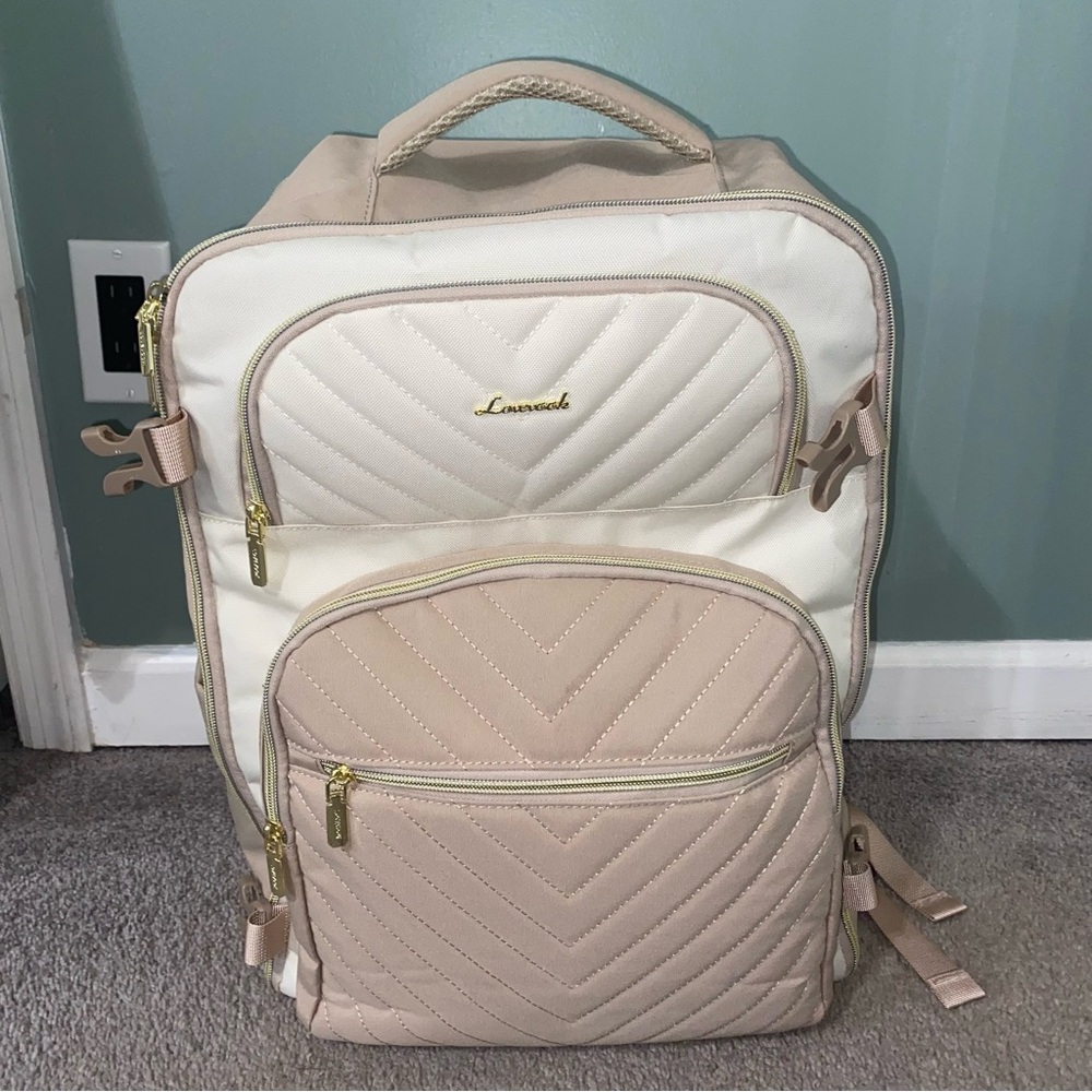 Lovevook travel backpack